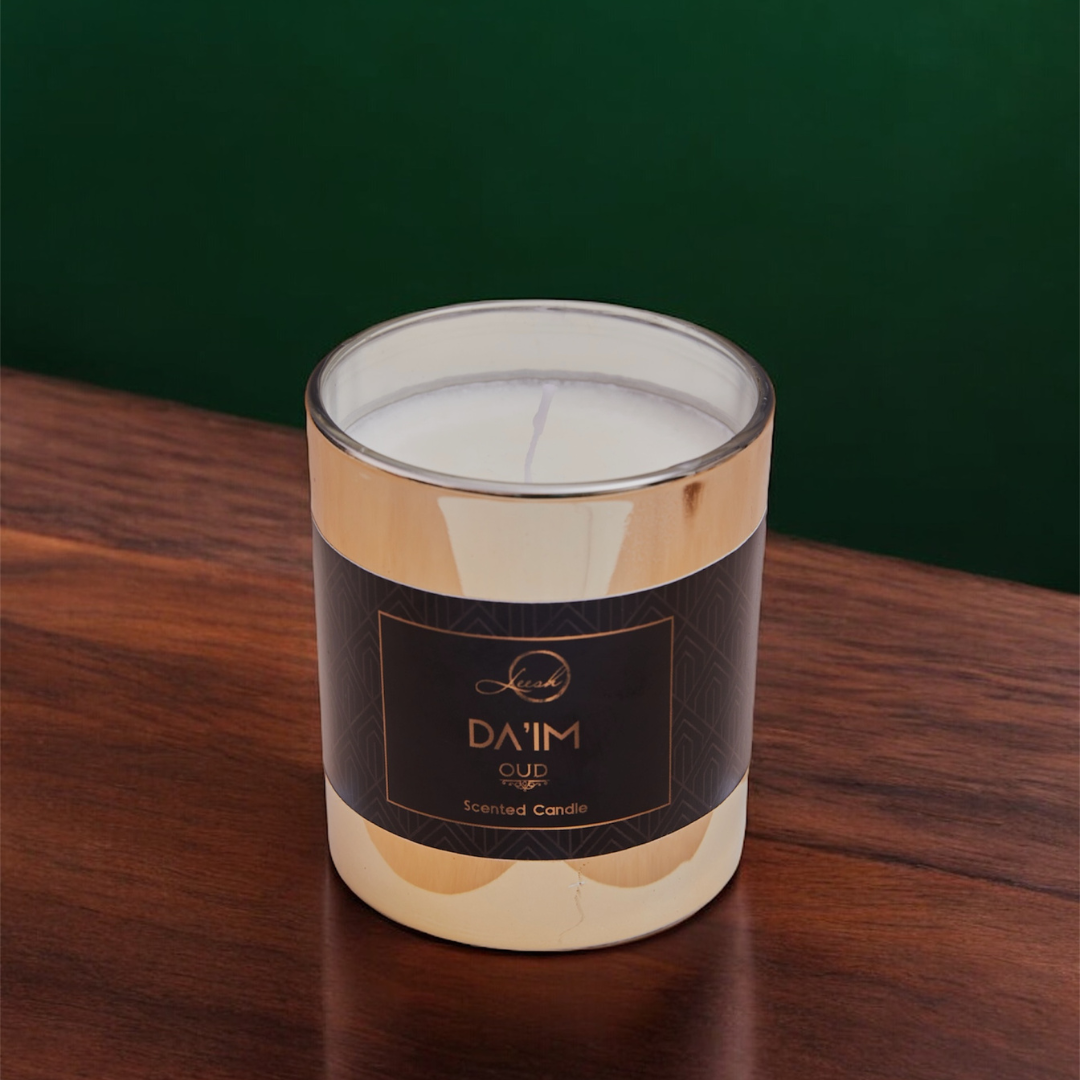 Da’im Oud Candle by Leesh Fragrances — a warm, amber-lit luxury candle with oud, jasmine, and vanilla notes, evoking intimacy and elegance.
